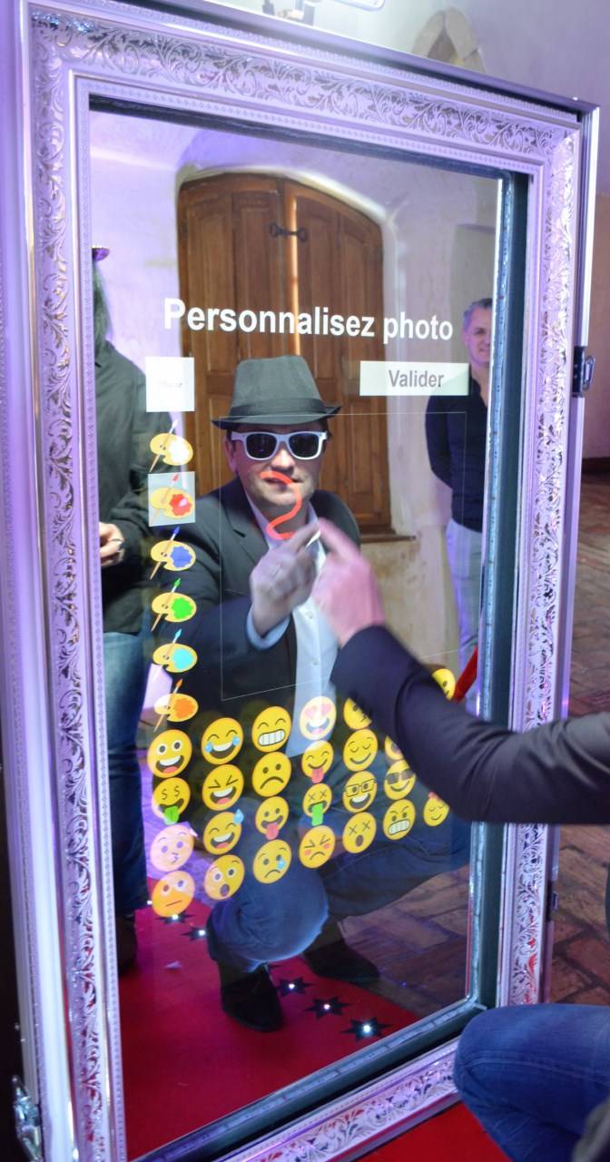 Le Miroir Magique PhotoBooth pour vos évènements à Toulon 